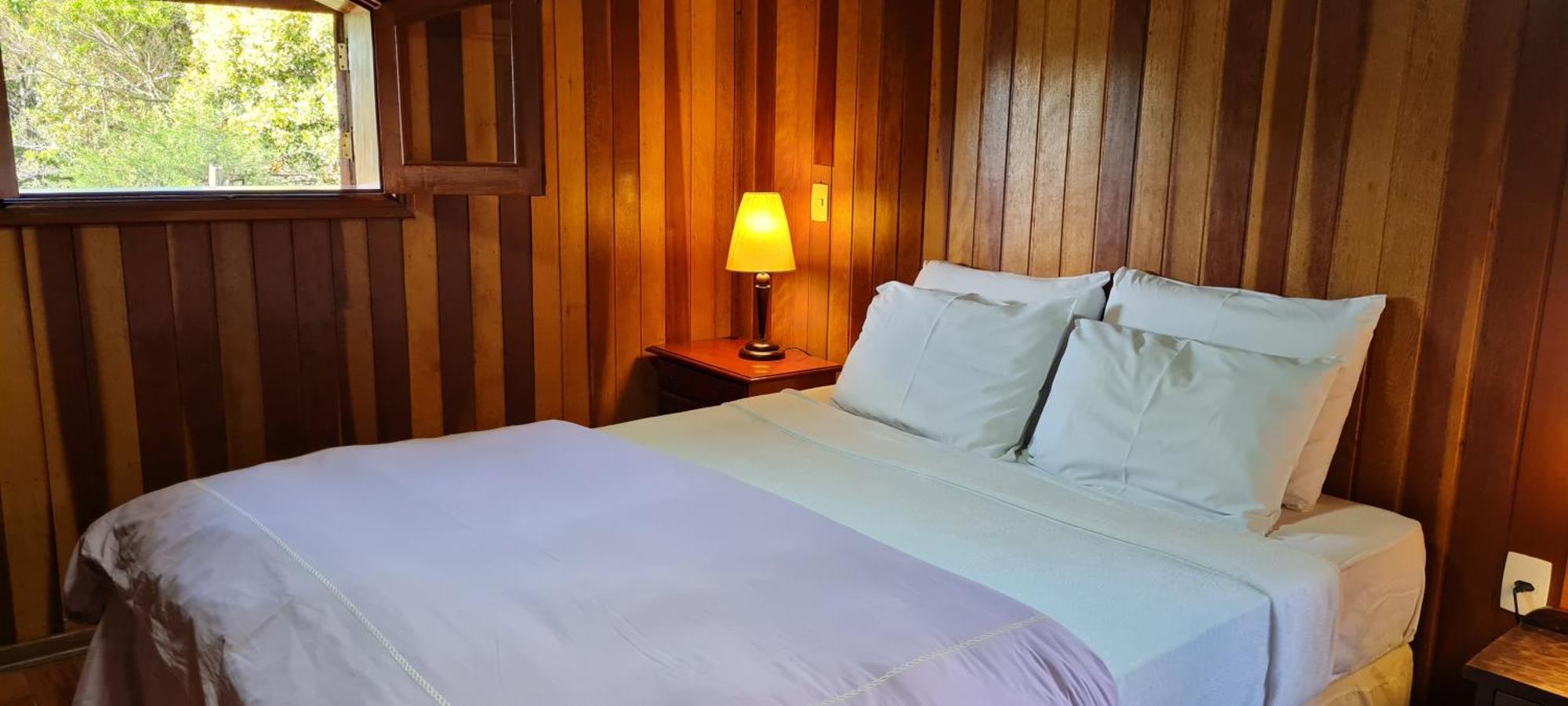 Arado 313 Suites Monte Verde  Rum bild